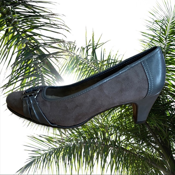 NIB ~ Aerosols Red Rock, Gray Pumps ~ 9 1/2 - Picture 1 of 7